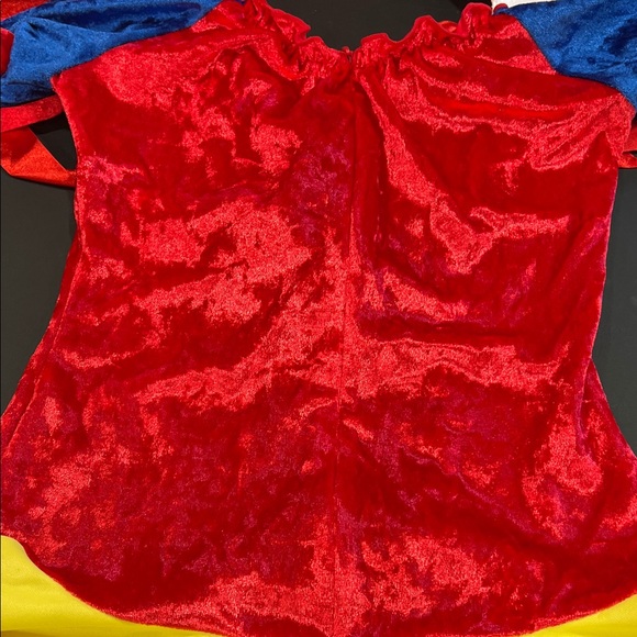 Woman Snow White Costume - Red, Blue, Yellow - Picture 7 of 8